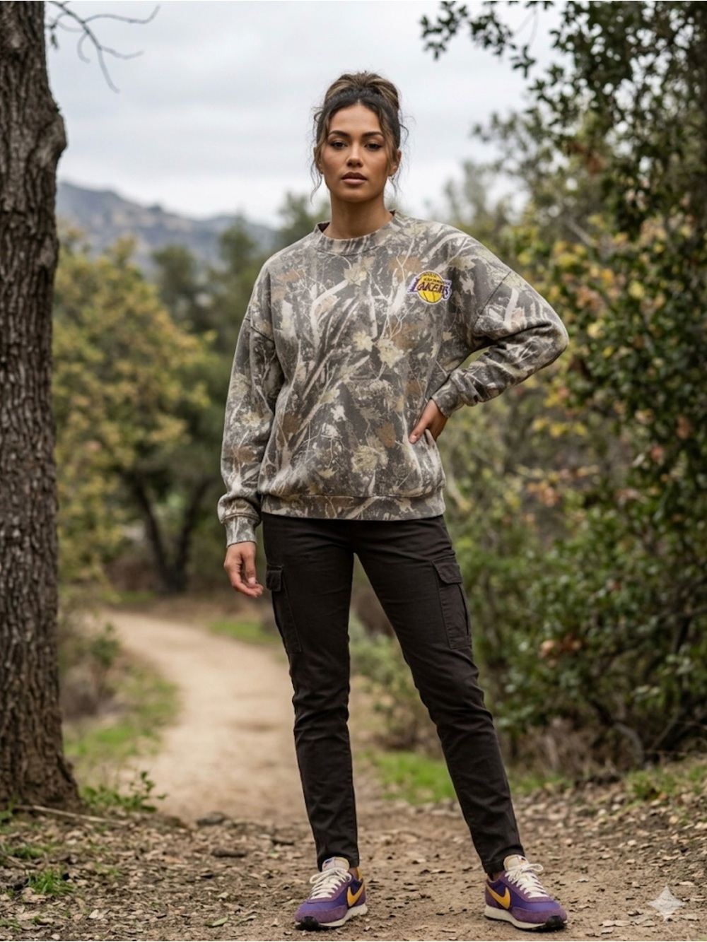 NBA Los Angeles Lakers Patch Logo Camo Sweatshirt